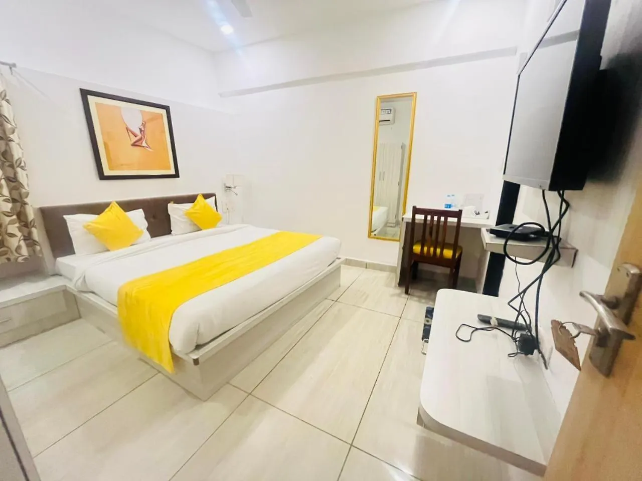 Jaydurg Asra Lake Heritage Hotel With Rooftop And Swimming Pool Udaipur 3*,  India