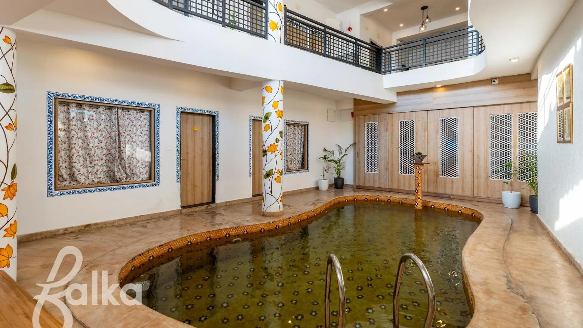 Jaydurg Asra Lake Heritage Hotel With Rooftop And Swimming Pool Udaipur