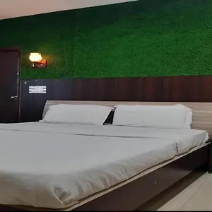 Hotel O Spicy Town Narnaul