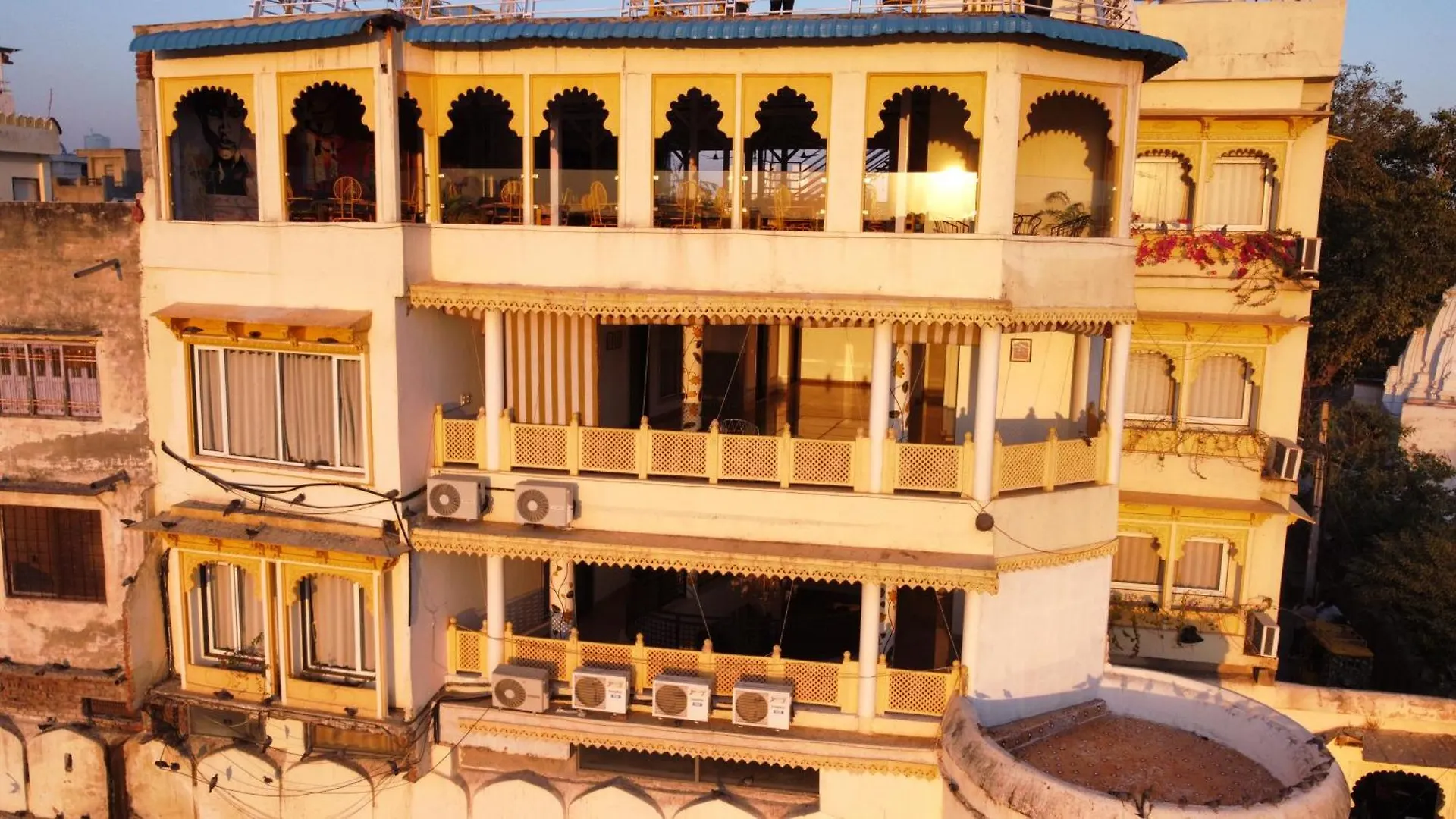 Jaydurg Asra Lake Heritage Hotel With Rooftop And Swimming Pool Udaipur India
